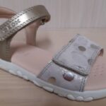 nu-pieds-fille-e22-chaussures-dessert06