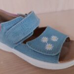 nu-pieds-bebe-e25-chaussures-dessert04