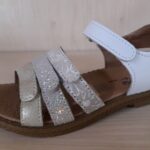 nu-pieds-fille-e25-chaussures-dessert01