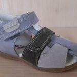 nu-pieds-bebe-e25-chaussures-dessert02